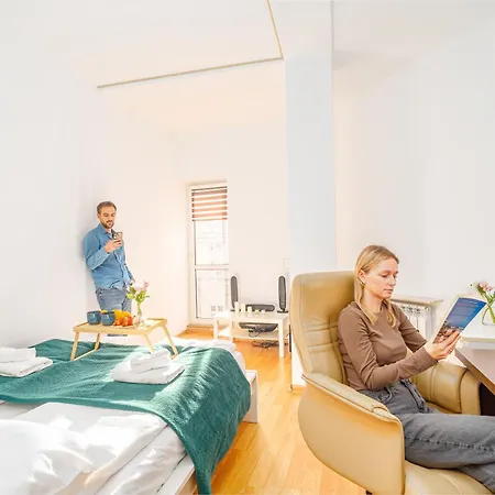 Penthouse In The Center - By Hosty *