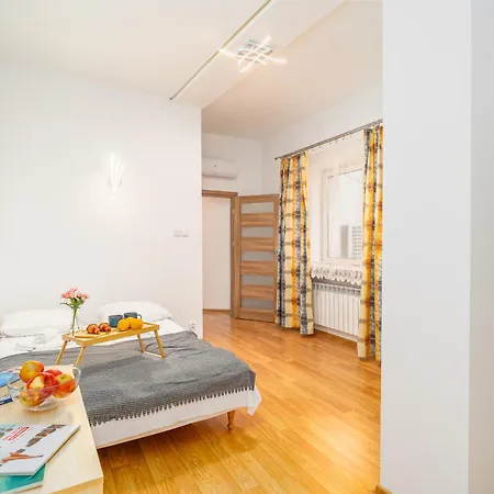 Penthouse In The Center - By Hosty Kraków