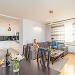 Penthouse In The Center - By Hosty 公寓 *