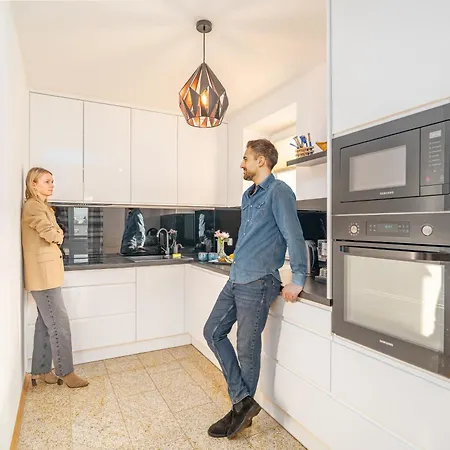 Penthouse In The Center - By Hosty 아파트 *